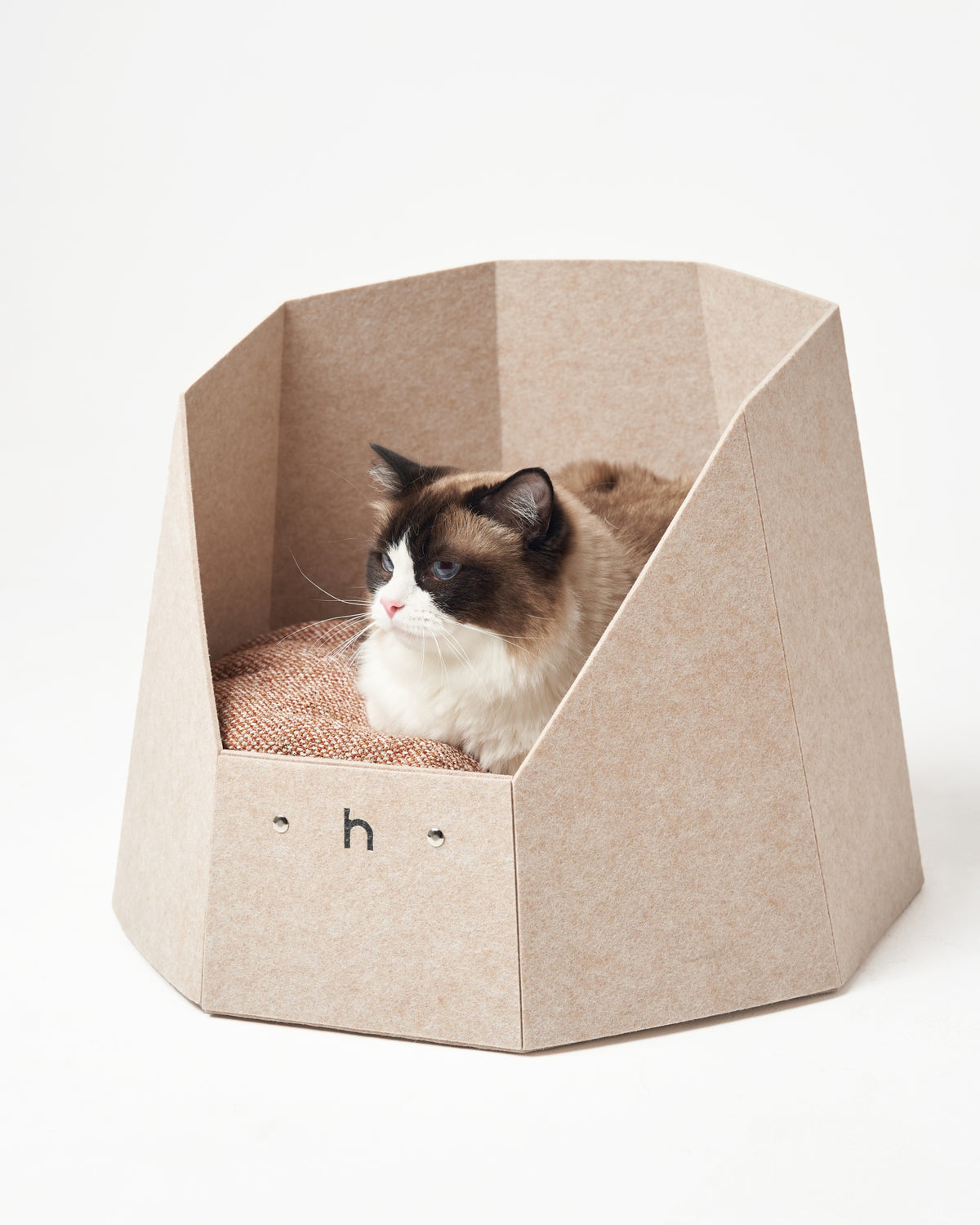 Nest Houm